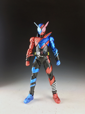 S.H.フィギュアーツ 仮面ライダービルド ラビットタンクフォーム 小